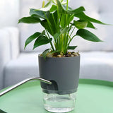 Selbstbewässernder Blumentopf